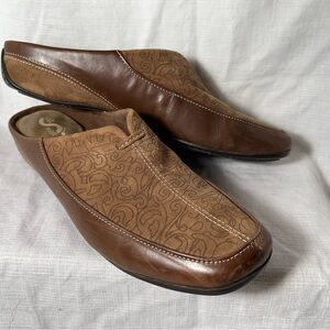 Soft Walk Women’s 11 N S9000345 Tan Brown Suede Embellishment Clogs/Mules